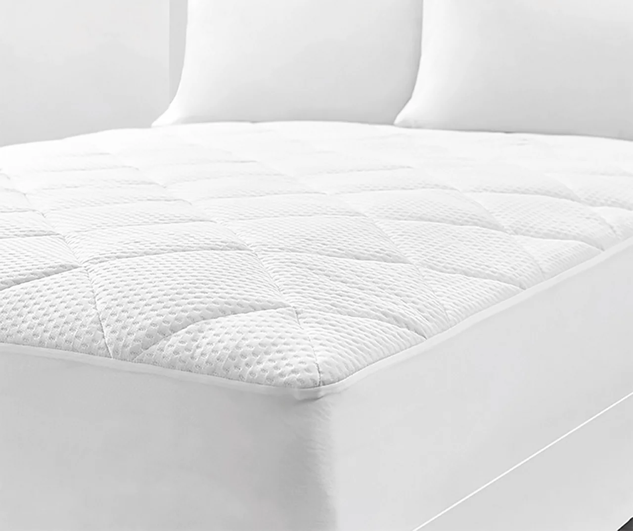 Broyhill Ultimate Comfort Cooling Mattress Pad 4 Broyhill Ultimate Comfort Cooling Mattress Pad - Image 2