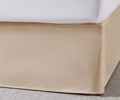 Broyhill Kirkwale Rust Floral Jacquard 8-Piece Comforter Set 17 Broyhill Kirkwale Rust Floral Jacquard 8-Piece Comforter Set -Broyhill 810515917 4