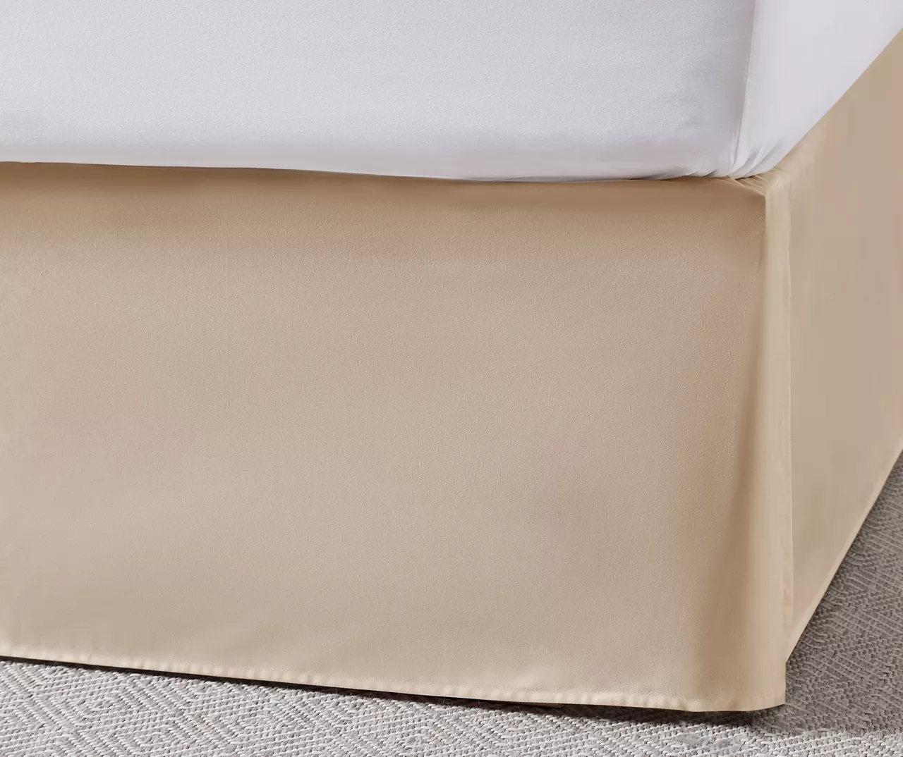 Broyhill Kirkwale Rust Floral Jacquard 8-Piece Comforter Set 8 Broyhill Kirkwale Rust Floral Jacquard 8-Piece Comforter Set - Image 6