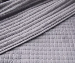 Pebbled 3-Piece Quilt Set -Broyhill 810531523 1